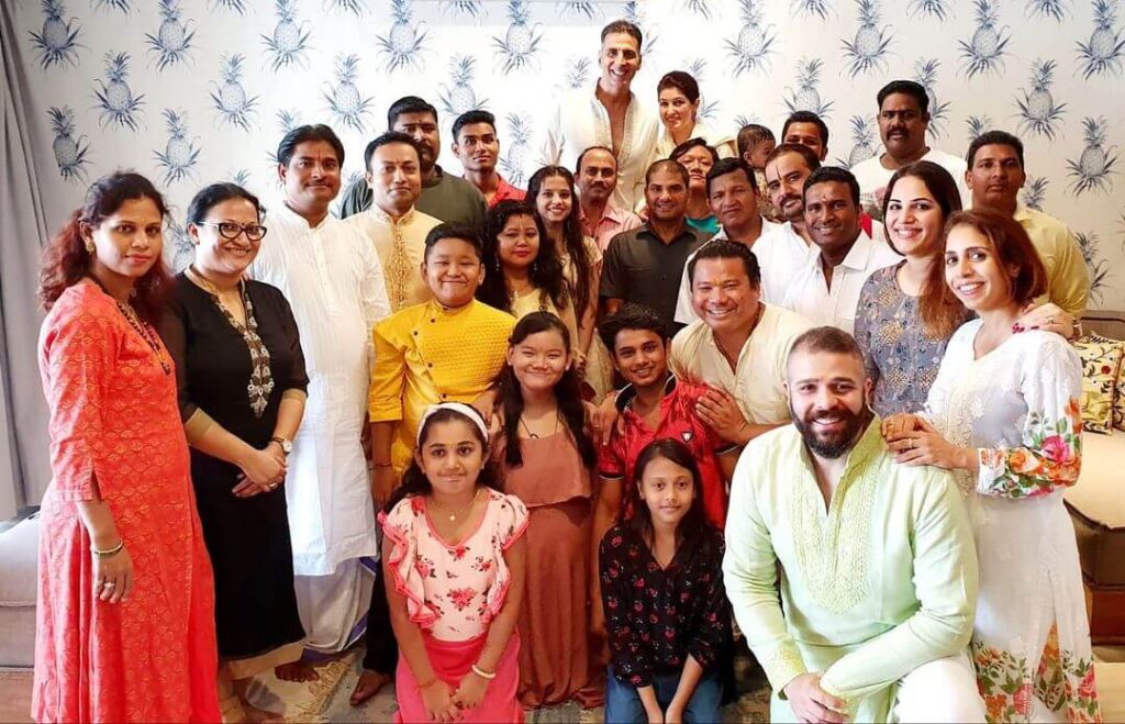 Akshay Kumar with his family and friends in Diwali